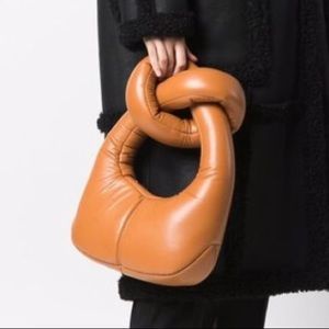 A.W.A.K.E MODE Mia bag